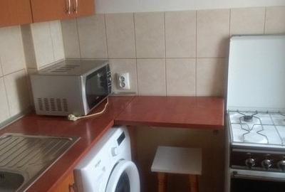 Garsonieră decomandată în Vitan