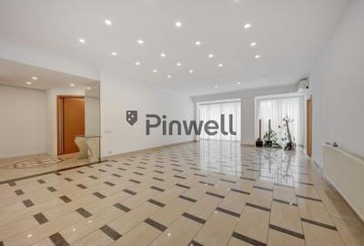 Apartament cu 4 camere decomandat în Primăverii