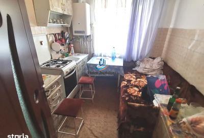 Apartament cu 2 camere decomandat în Precista