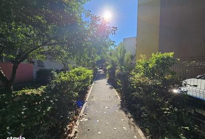 Apartament cu 2 camere, mobilat în City Park Mall