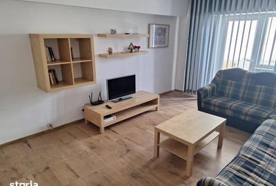 Apartament cu 2 camere decomandat în Micro 3 - 4
