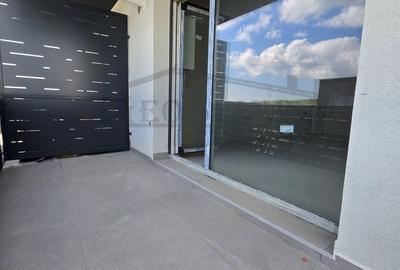 Apartament cu 2 camere decomandat în Dâmbul Rotund