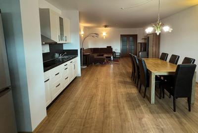 Apartament cu 3 camere în Calea Plevnei