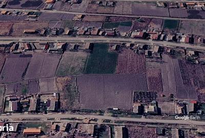 Teren de 1430 mp, în Central
