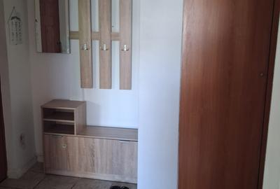 Apartament cu 2 camere decomandat în Km 4-5 - 7