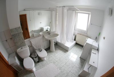 Casă cu 4 camere cu Canalizare în Aurel Vlaicu - 6