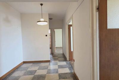 Apartament cu 3 camere în Central - 14
