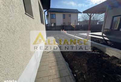 Casă cu 5 camere cu Teren 344 Mp în Central