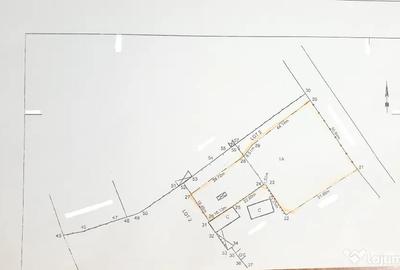 Teren de 3260 mp, în Sud - 1
