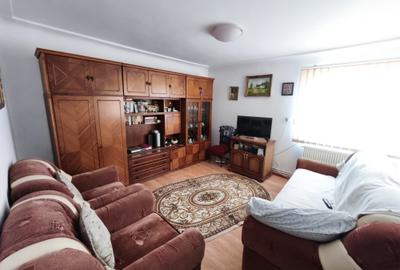 Casă cu 4 camere cu Teren 3010 Mp în Mănești - 2