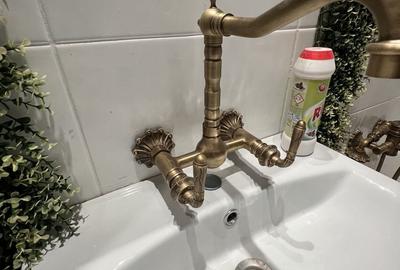 Apartament cu 3 camere în Romană