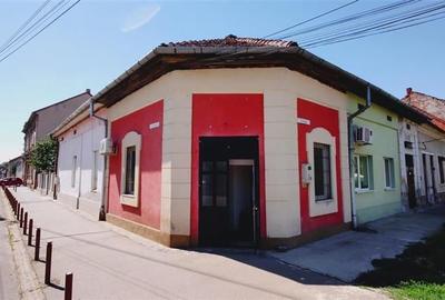 Spațiu comercial, de 45 mp, în Dâmbovița