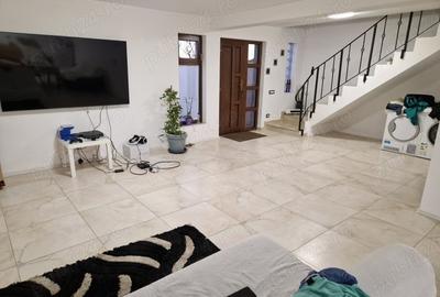 Casă cu 6 camere cu Teren 530 Mp în Pielești - 5