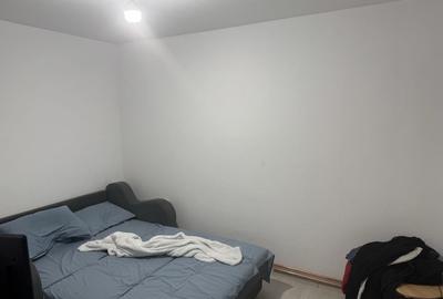 Casă cu 3 camere în Podenii Noi
