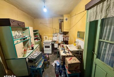 Casă cu 3 camere cu Teren 580 Mp în Central
