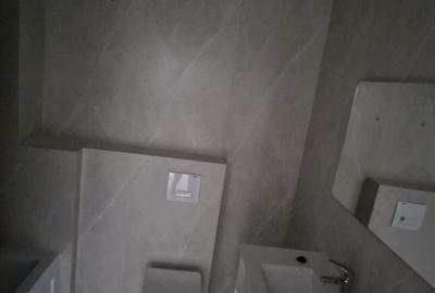 Apartament cu 2 camere decomandat în Ciupercenii Noi - 2