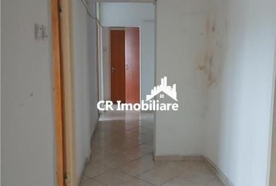 Apartament cu 4 camere decomandat în Eminescu
