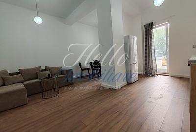 Apartament cu 2 camere semidecomandat, mobilat în Dâmbul Rotund