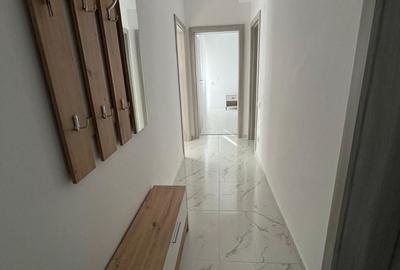 Apartament cu 2 camere decomandat în Central - 2