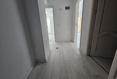 Apartament cu 3 camere semidecomandat în Popas Păcurari - 3