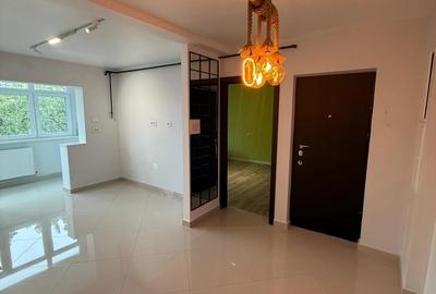 Apartament cu 3 camere decomandat în Păcurari