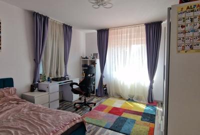 Casă cu 4 camere în Șura Mică - 3