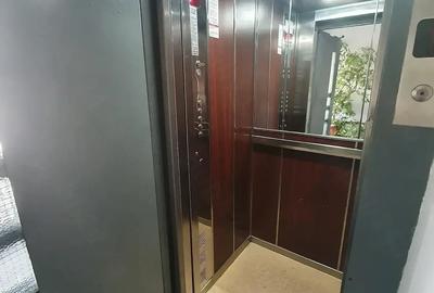 Apartament cu 3 camere decomandat în Universitate - 9
