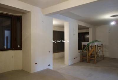 Casă cu 13 camere cu Teren 600 Mp în Corbeanca - 3