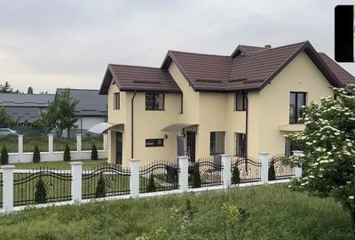 Casă cu Teren 600 Mp în Central - 14