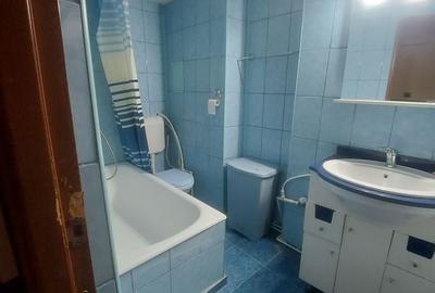 Apartament cu 3 camere decomandat în Central - 11