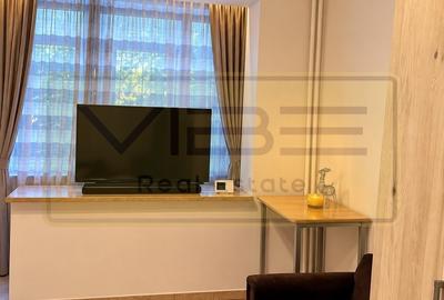 Apartament cu 2 camere semidecomandat în Podu Roș