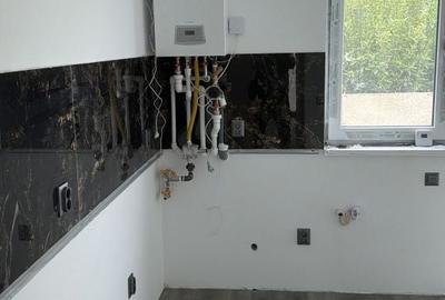 Casă cu 4 camere în Bariera Vâlcii - 2