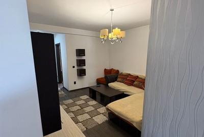 Apartament cu 3 camere decomandat în Ghencea