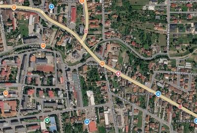 Casă individuală cu 5 camere cu Canalizare în Central