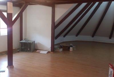 Apartament cu 3 camere decomandat în Unirii - 3