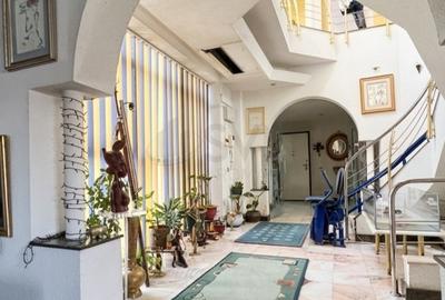 Casă individuală cu 5 camere cu Piscina în Băneasa