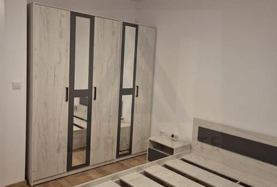 Apartament cu 3 camere decomandat, mobilat în Ștrand