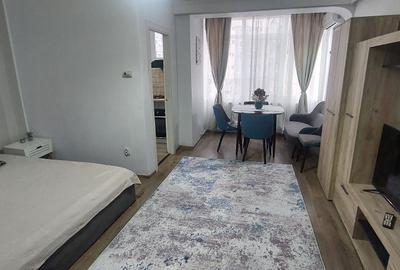 Garsonieră decomandată în Exterior Vest