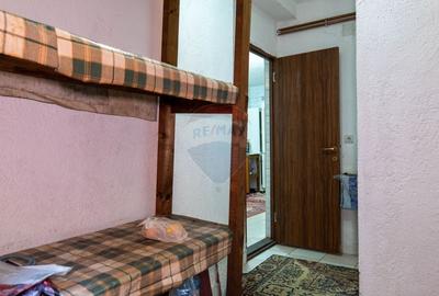 Casă individuală cu 10 camere cu Teren 1348 Mp în Sânbotin - 38