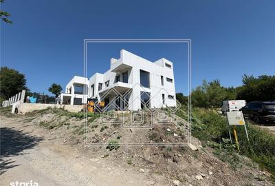 Casă cu 6 camere cu Teren 950 Mp în Valea Aurie - 10