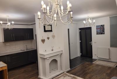 Casă cu 4 camere în Central