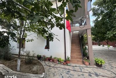 Casă cu 6 camere cu Teren 580 Mp în Central - 8