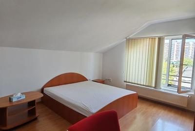 Garsonieră decomandată în Zorilor