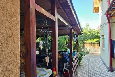 Casă individuală cu 7 camere cu Teren 250 Mp în Andronache - 3