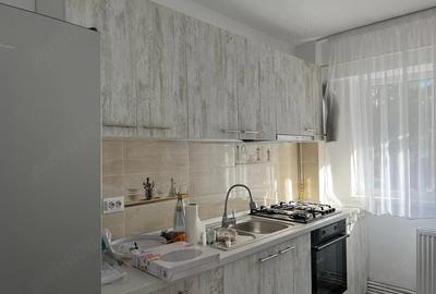 Apartament cu 3 camere decomandat în Central - 4