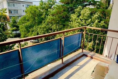 Apartament cu 3 camere decomandat în Țiglina 2 - 8
