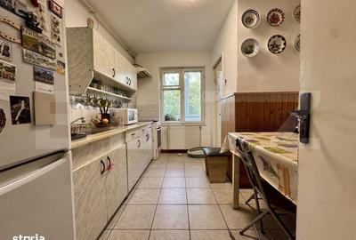Apartament cu 4 camere în Tudor