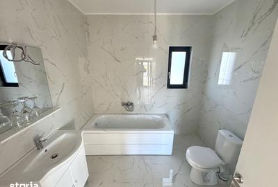 Casă cu 3 camere cu Teren 350 Mp în Bucium