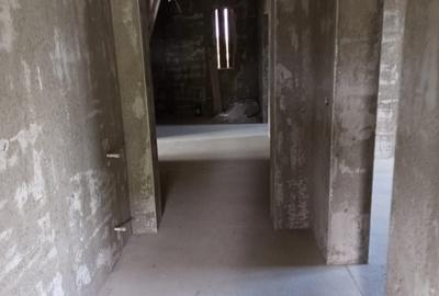 Casă cu 4 camere în Sasca Nouă - 5