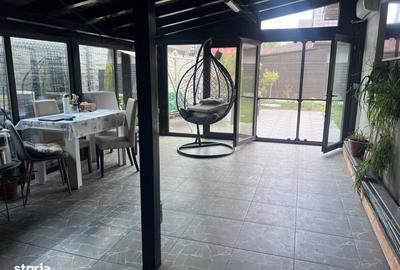 Casă cu 4 camere în Central